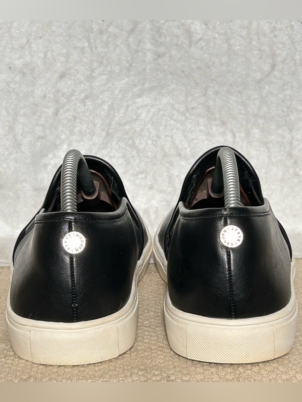 Steve Madden Womens Eleete SlipOn Silver Cap Toe Fashion Sneaker Shoes SZ 9.5B - Picture 4 of 11
